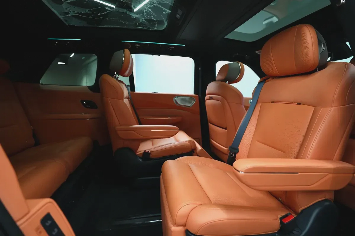 Lynk & Co 900 2.0 Ultra-18-18