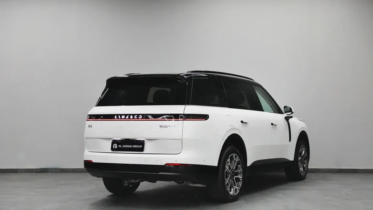 Lynk & Co 900 2.0 Ultra