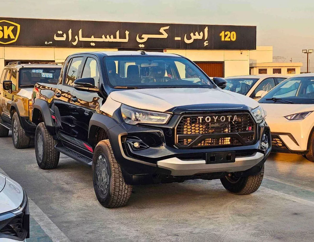 Toyota Hilux GR SPORT WIDE BODY/ 4.0L PETROL /OVER FENDER /360*CAMERA/DRIVER PWR SEATS WITH LATHER (CODE#HGRPKW)-2-0