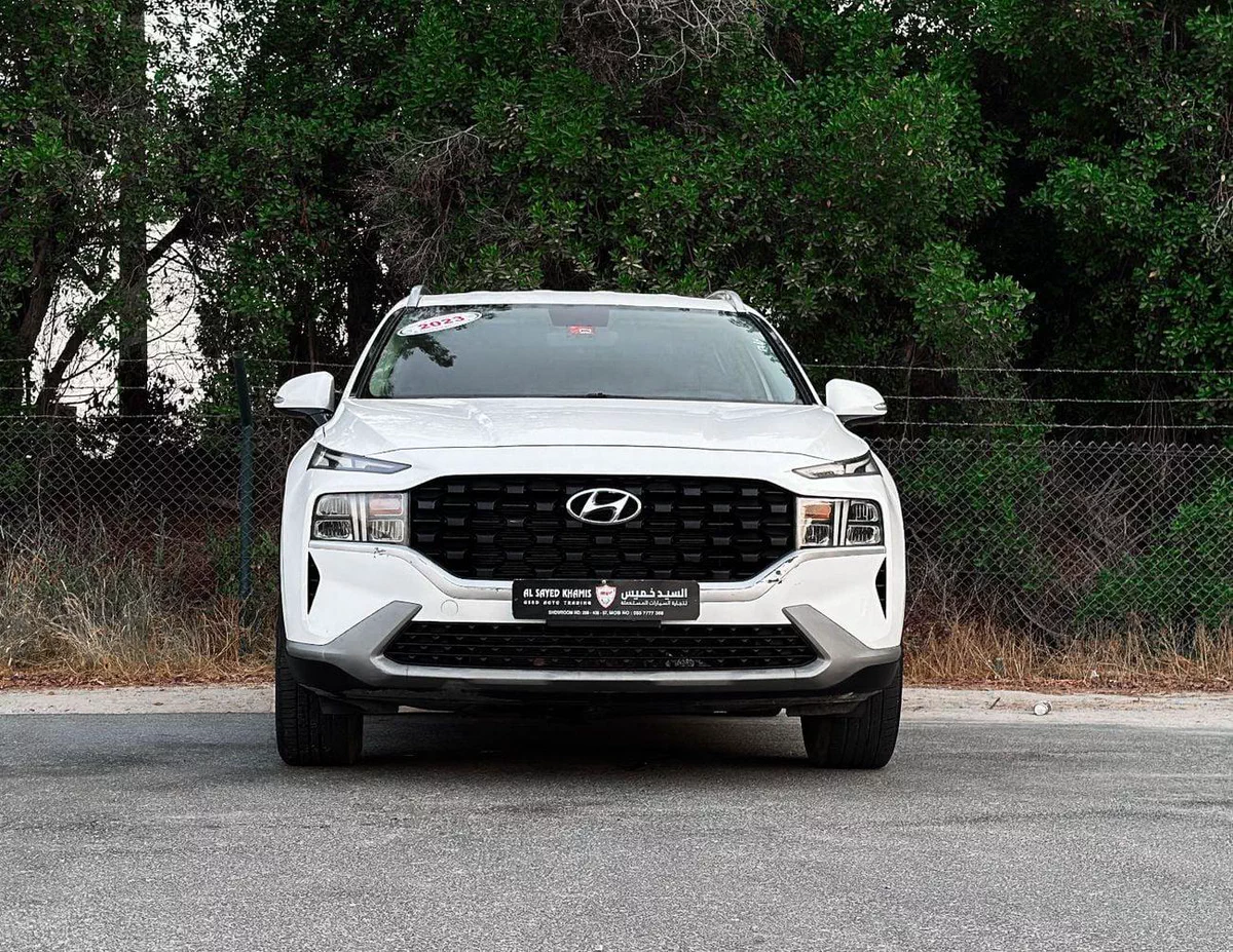 Hyundai Santa Fe SMART Hyundai Santa Fe | 2.5 L | 2023 | GCC | Accident-Free | In Excellent Condition | 1142 P.M-1-0