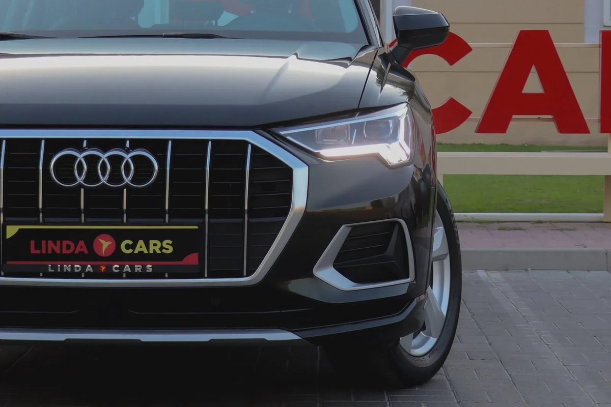 Audi Q3 2020-12-12