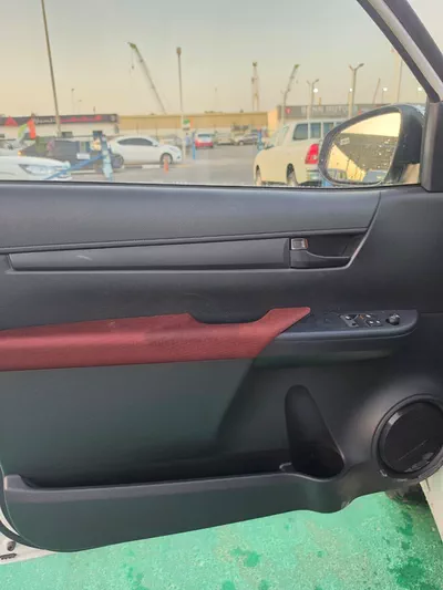 TOYOTA HILUX 4X4 SINGLE CAB PETROL-8