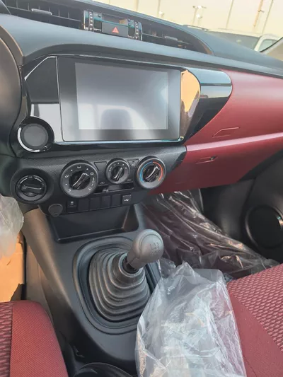 TOYOTA HILUX 4X4 SINGLE CAB PETROL-6