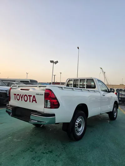 TOYOTA HILUX 4X4 SINGLE CAB PETROL-4