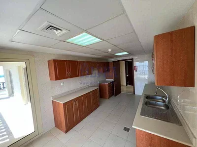 Hot Deal | Seaview | 3Br+ Maids room-4
