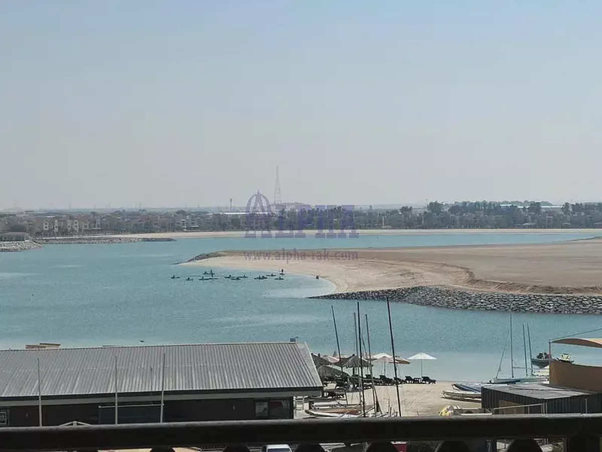 Hot Deal | Seaview | 3Br+ Maids room