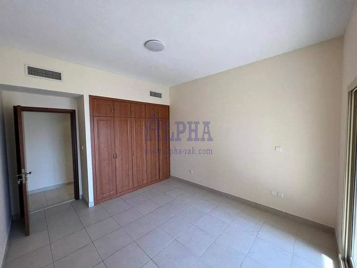 Hot Deal | Seaview | 3Br+ Maids room-5-5