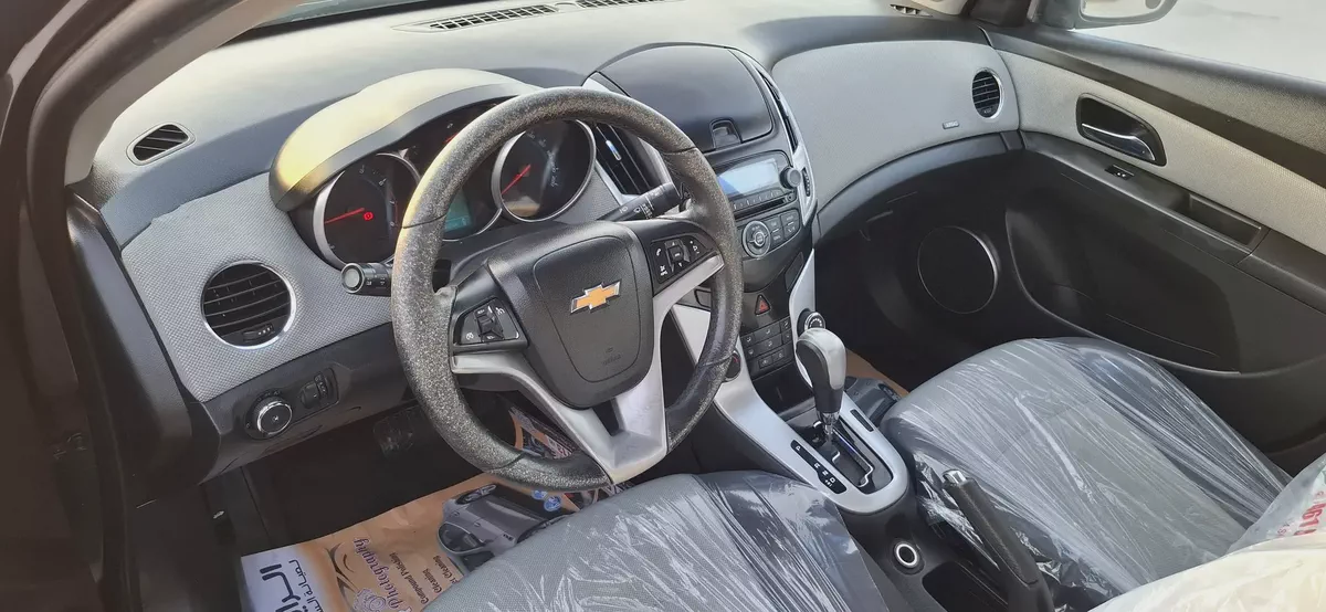 Chevrolet Cruze 2016 Model GCC Perfect Condition Smoothly Drive-9-9