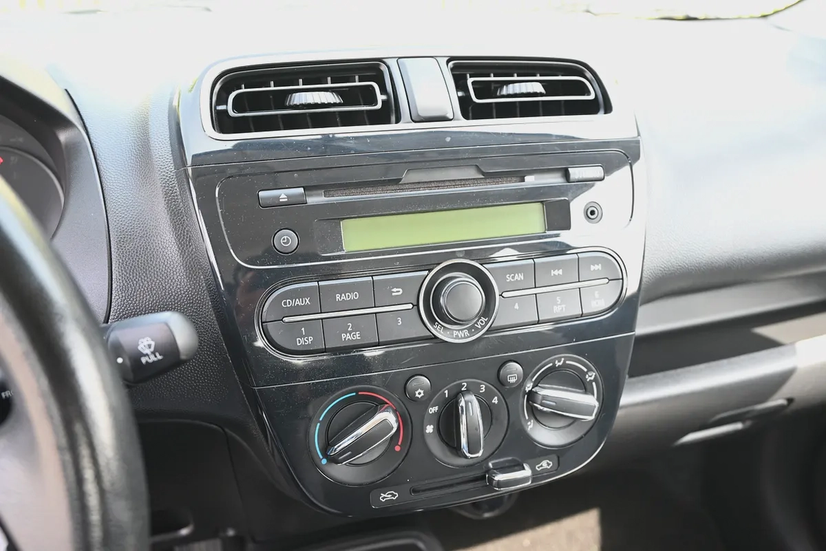 0% DP - ORIGINAL PAINT - MITSUBISHI ATTRAGE 2022 - LOW MILEAGE - GCC