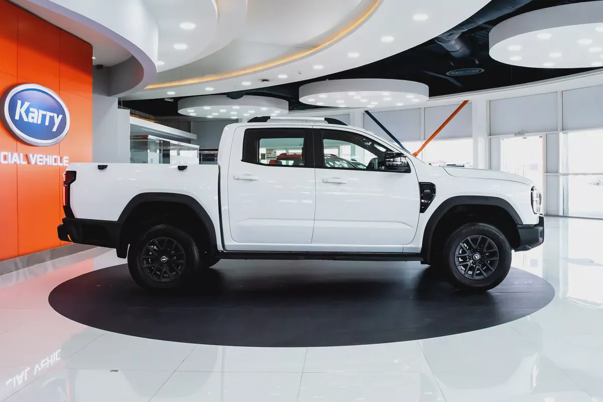 2.4L PETROL | 4X4 | GCC | 5 YEAR / 200000 KM WARRANTY-3-3