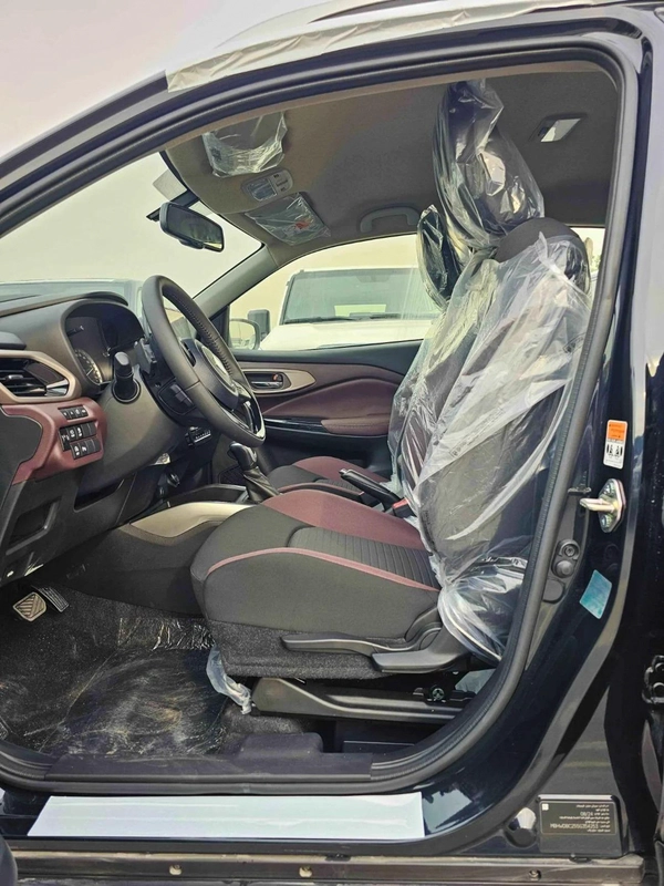Suzuki Fronx GLX / EURO 5 HYBRID /1.5L V4/ HEADUP DISPLAY / 360*CAMERAS /" 9" DISPLAY AUDIO