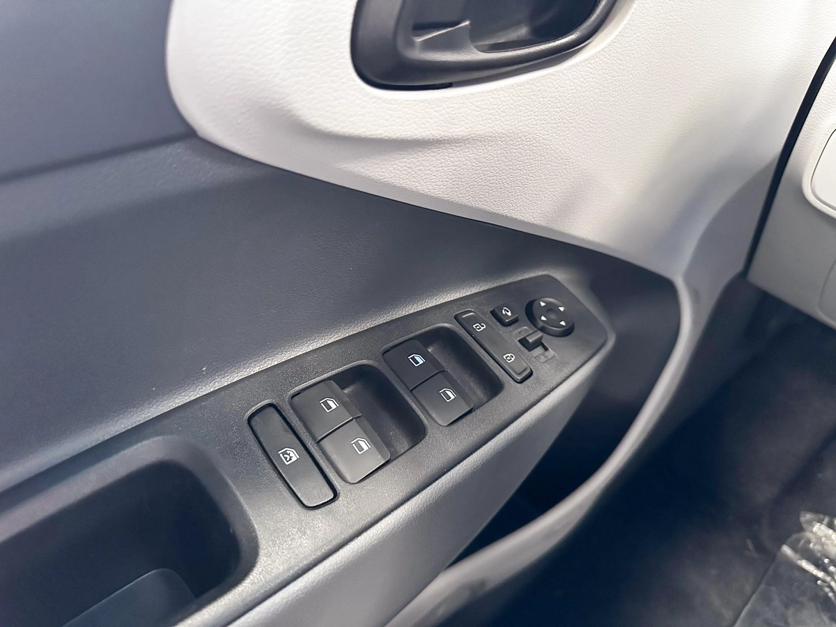 HYUNDAI GRAND i10 MODEL 2026 GCC SPECS-10-10