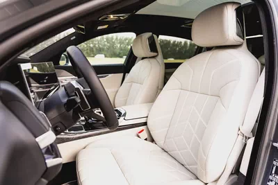 BMW 740i M Sport Individual – 2026 | GCC | Only 2,050 KM | 2 Years Warranty | AED 449,000-9