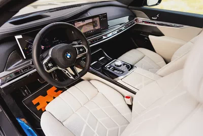 BMW 740i M Sport Individual – 2026 | GCC | Only 2,050 KM | 2 Years Warranty | AED 449,000-5