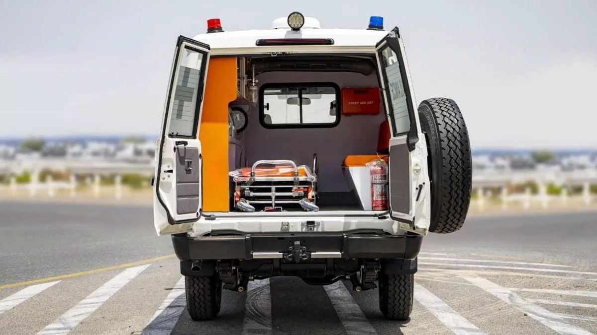 Toyota Land Cruiser 70 LC 78 HARDTOP 2.8L MT LC78 AMBULANCE 4.2D MT-17-0