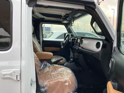 For sale Jeep Wrangler IV (JL), 6.4 l, 2021 in UAE, Sharjah-2