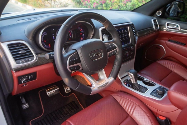 Jeep Grand Cherokee Trackhawk 6.2L