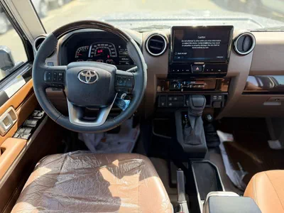 Toyota Land Cruiser Pick Up-4