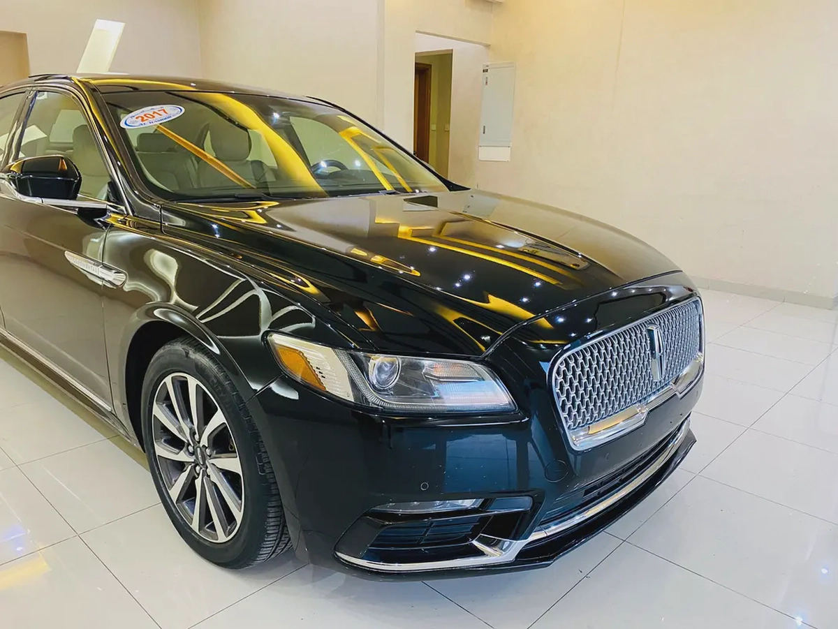 2017 Lincoln Continental Premiere GCC Specs-1-1