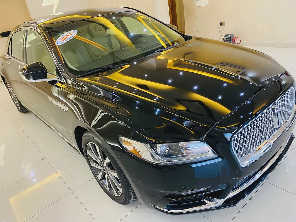 2017 Lincoln Continental Premiere GCC Specs-3-3
