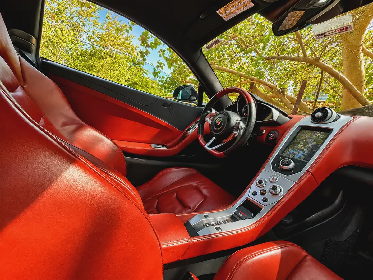 McLaren 650S Coupe 2016 | GCC Specs | Low Mileage-7-7