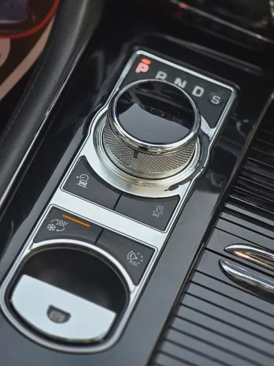 Jaguar XJ 50 / 2019 V6 3.0L GCC Specs | Orginal paint | Accidrnt free | 2Keys | Perfect condition-12
