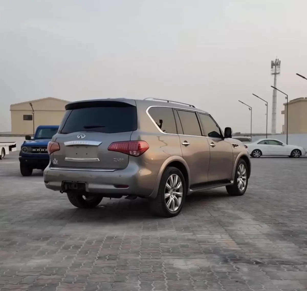 Infinity Qx80