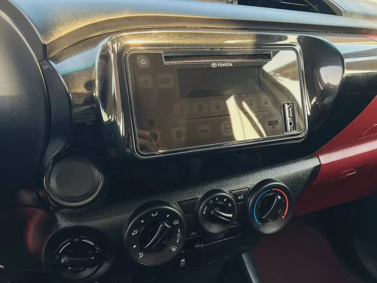 2020 Toyota Hilux, 4X4 Manual, GCC | Ref#1067-15-15