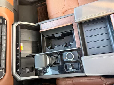 Toyota Tundra  HYBRID 360 Camera, panoramic, head up display 2023-9
