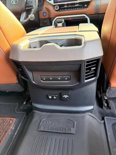 Toyota Tundra  HYBRID 360 Camera, panoramic, head up display 2023-12