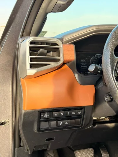 Toyota Tundra  HYBRID 360 Camera, panoramic, head up display 2023-19