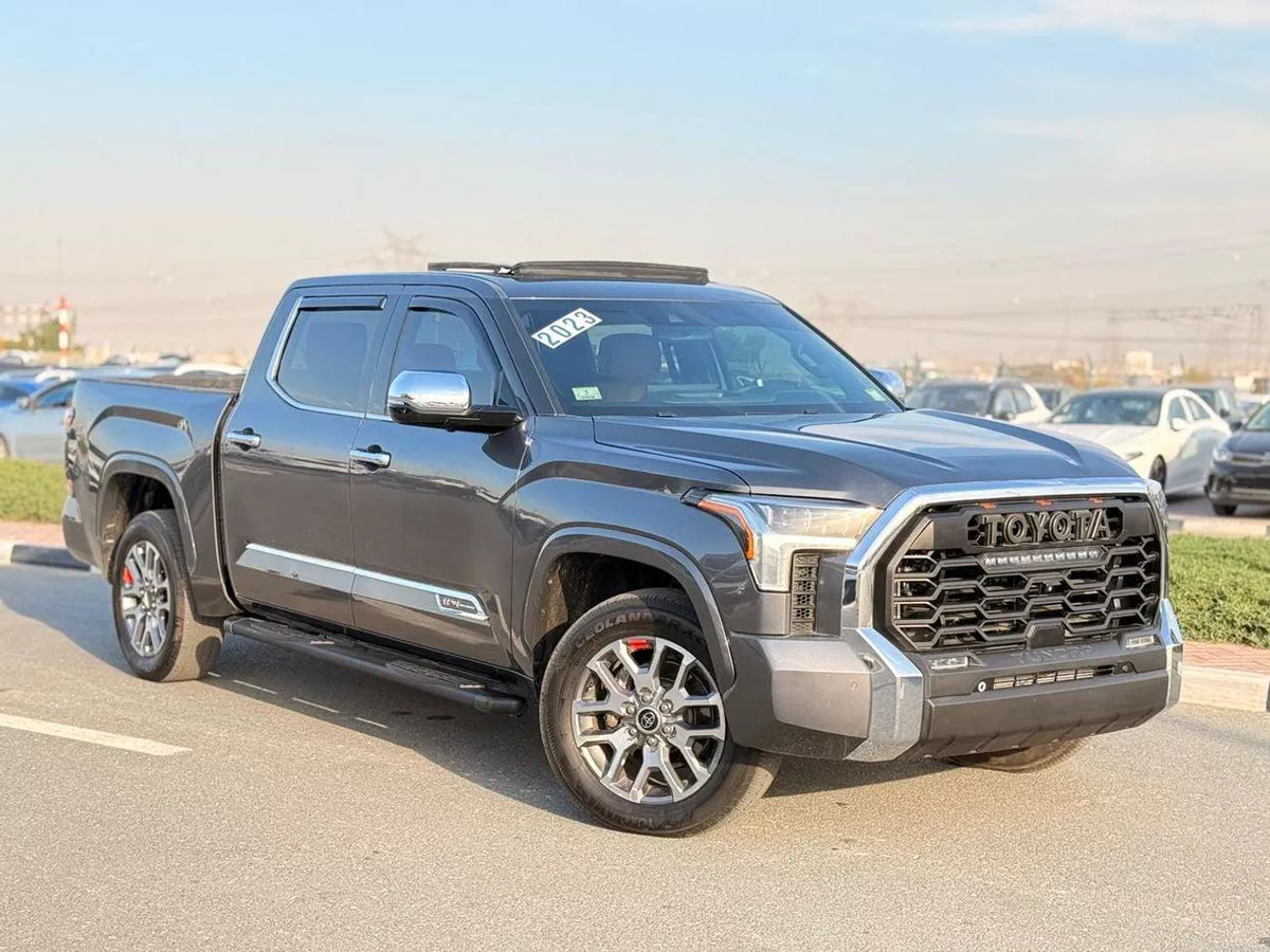 Toyota Tundra  HYBRID 360 Camera, panoramic, head up display 2023