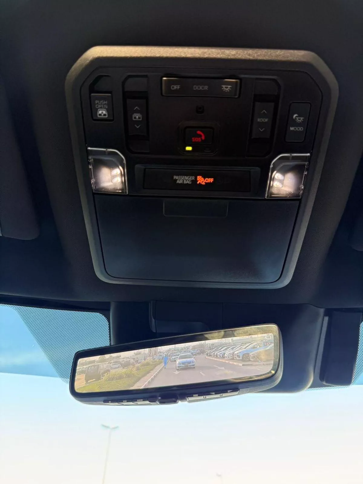 Toyota Tundra  HYBRID 360 Camera, panoramic, head up display 2023-20-0