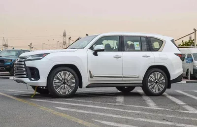 Lexus LX600 SIGNATURE LX 600 Signature 3.5L-1