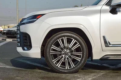 Lexus LX600 SIGNATURE LX 600 Signature 3.5L-5