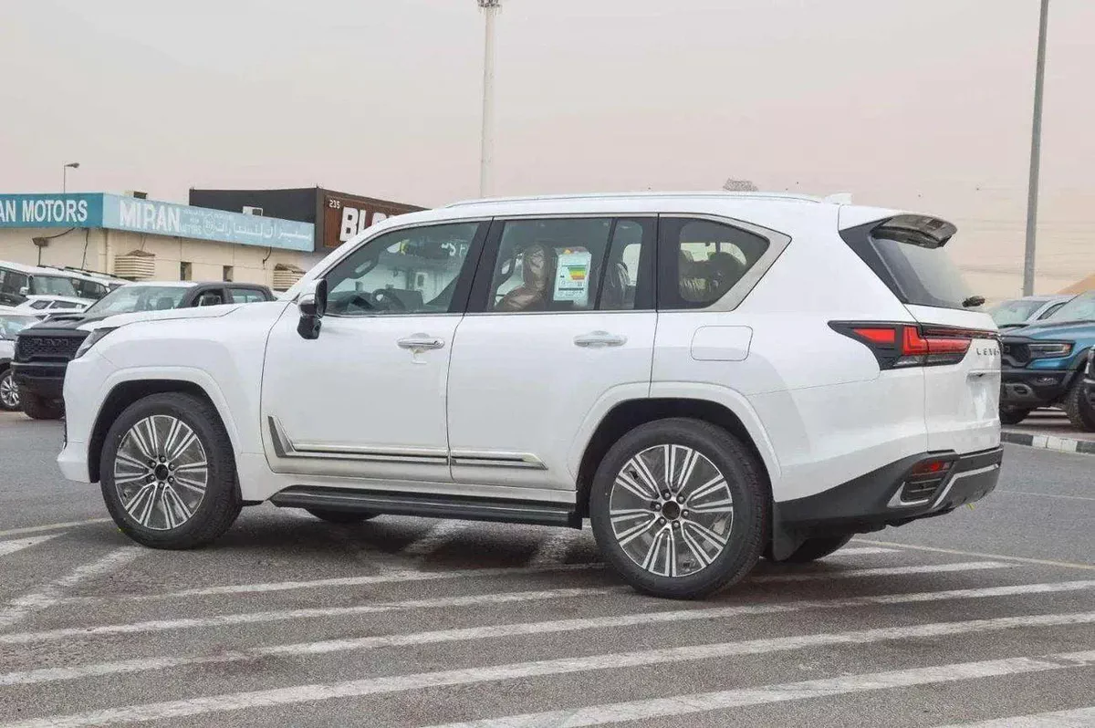 Lexus LX600 SIGNATURE LX 600 Signature 3.5L-3-0