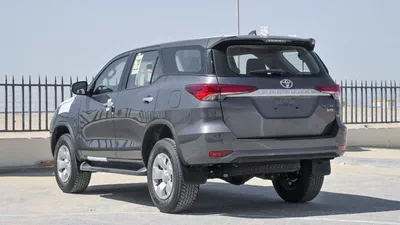 Toyota Fortuner GX2 TOYOTA FORTUNER 2.7 L 4*4 AC DEGITAL-2
