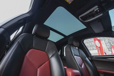 Porsche Macan 2021-5