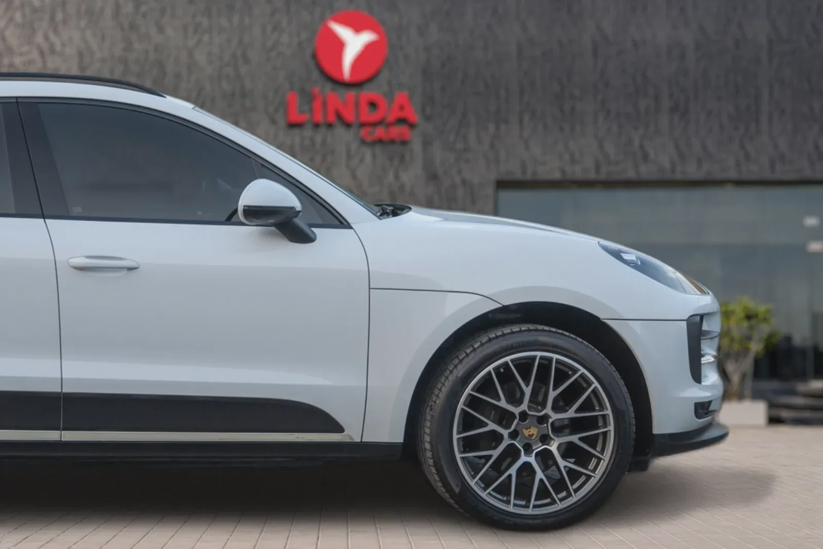 Porsche Macan 2021-6-6