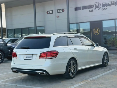 Mercedes-Benz E-Class E-300 l 4Matic l Japanese Specs Model - 2015-4