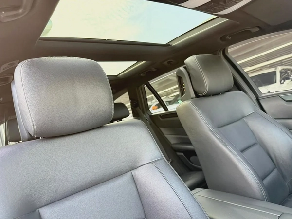 Mercedes-Benz E-Class E-300 l 4Matic l Japanese Specs Model - 2015