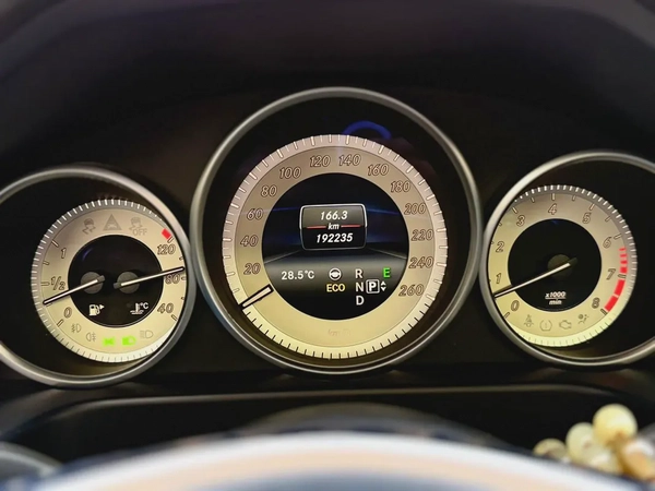 Mercedes-Benz E-Class E-300 l 4Matic l Japanese Specs Model - 2015