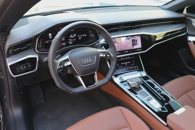 Audi A7 S-Line quattro 2025 GCC Specs-8000KM-UNDER WARRANTY  SERVICE-BRAND NEW-9