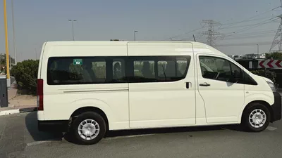 Toyota Hiace GLS 2023 GCC Specs! 13seat! Excellent condition-3