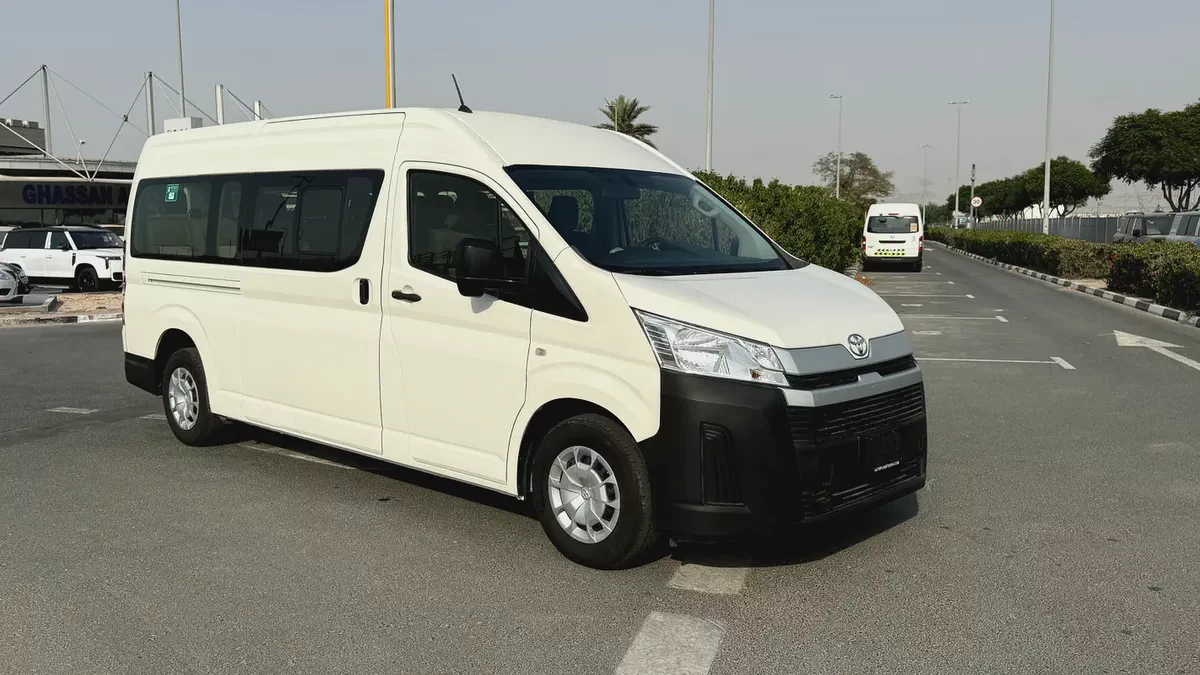 Toyota Hiace GLS 2023 GCC Specs! 13seat! Excellent condition