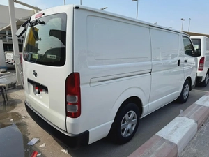 Toyota Hiace Commuter 2018 GCC Specs