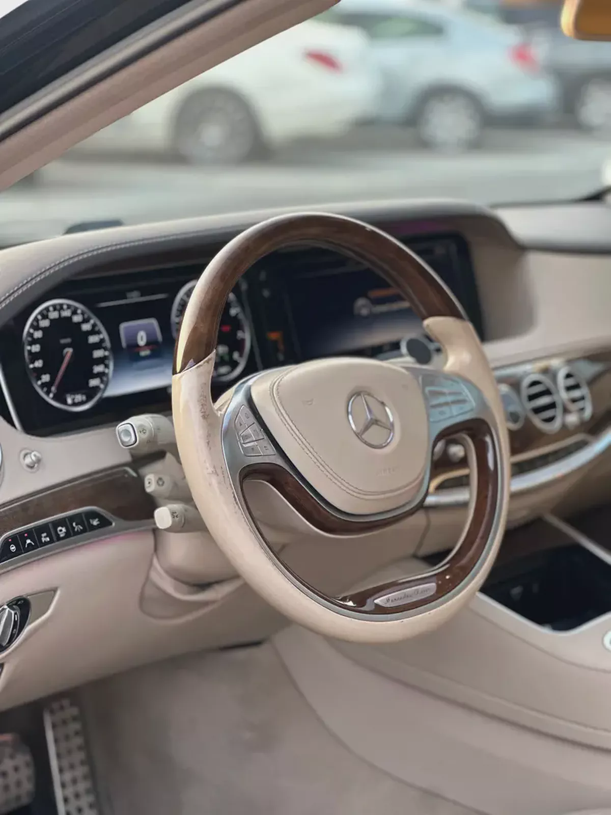 مرسيدس اس 550 مواصفات امريكة بحالة جيدة-10-10