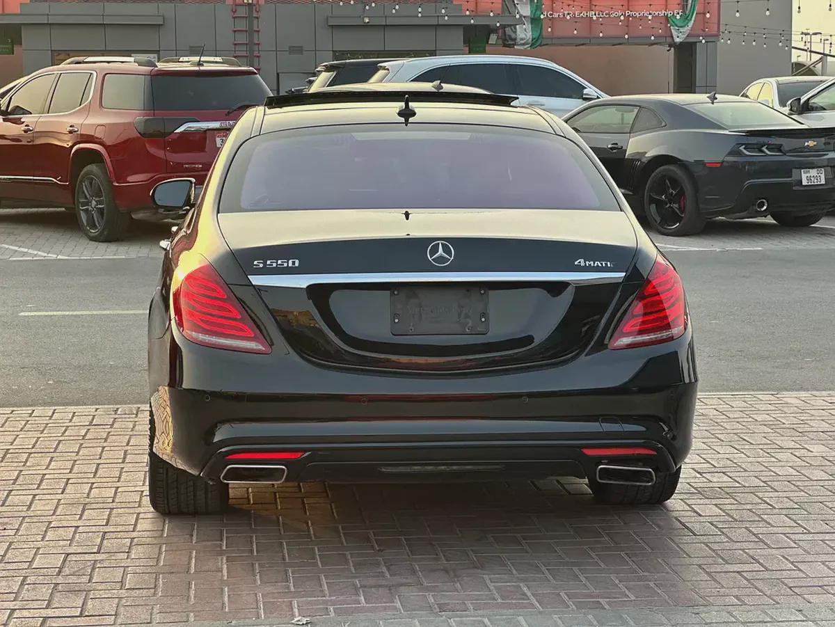 مرسيدس اس 550 مواصفات امريكة بحالة جيدة-4-4