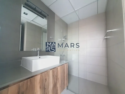 Charming 1BHK: Two Washrooms Available-4