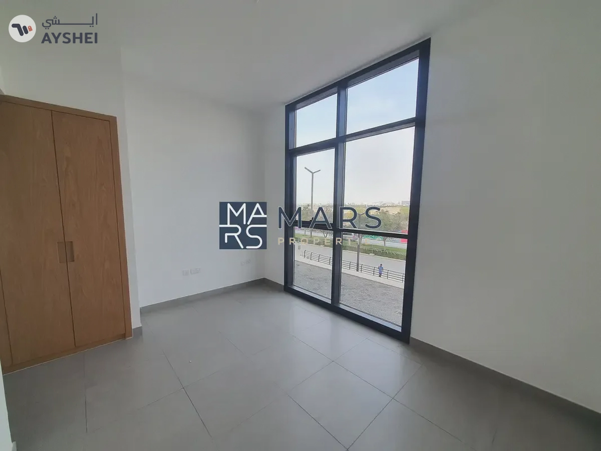 Charming 1BHK: Two Washrooms Available-5-5